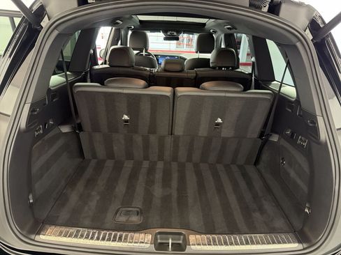 Used 2025 Mercedes-Benz GLS 450 4MATIC image 27