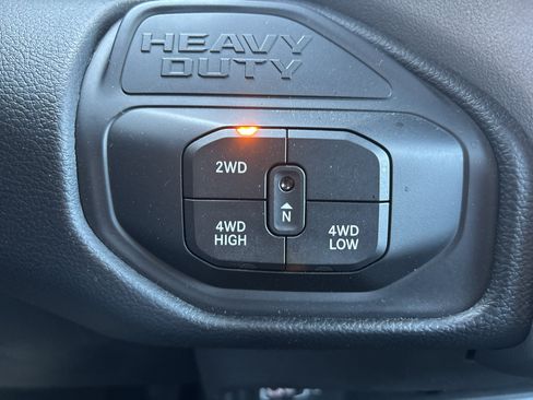 Used 2026 RAM 2500 Big Horn AWD/4WD image 27
