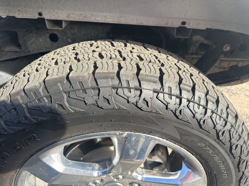 Used 2021 Ford F150 Lariat w/ Equipment Group 502A High image 7