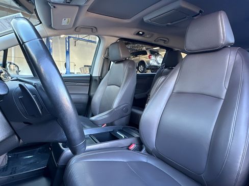 Used 2019 Honda Odyssey Touring image 22