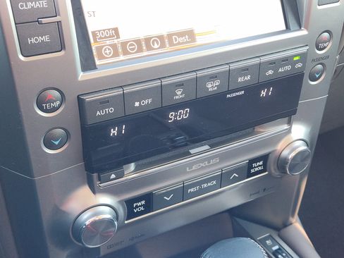 Used 2018 Lexus GX 460 image 21