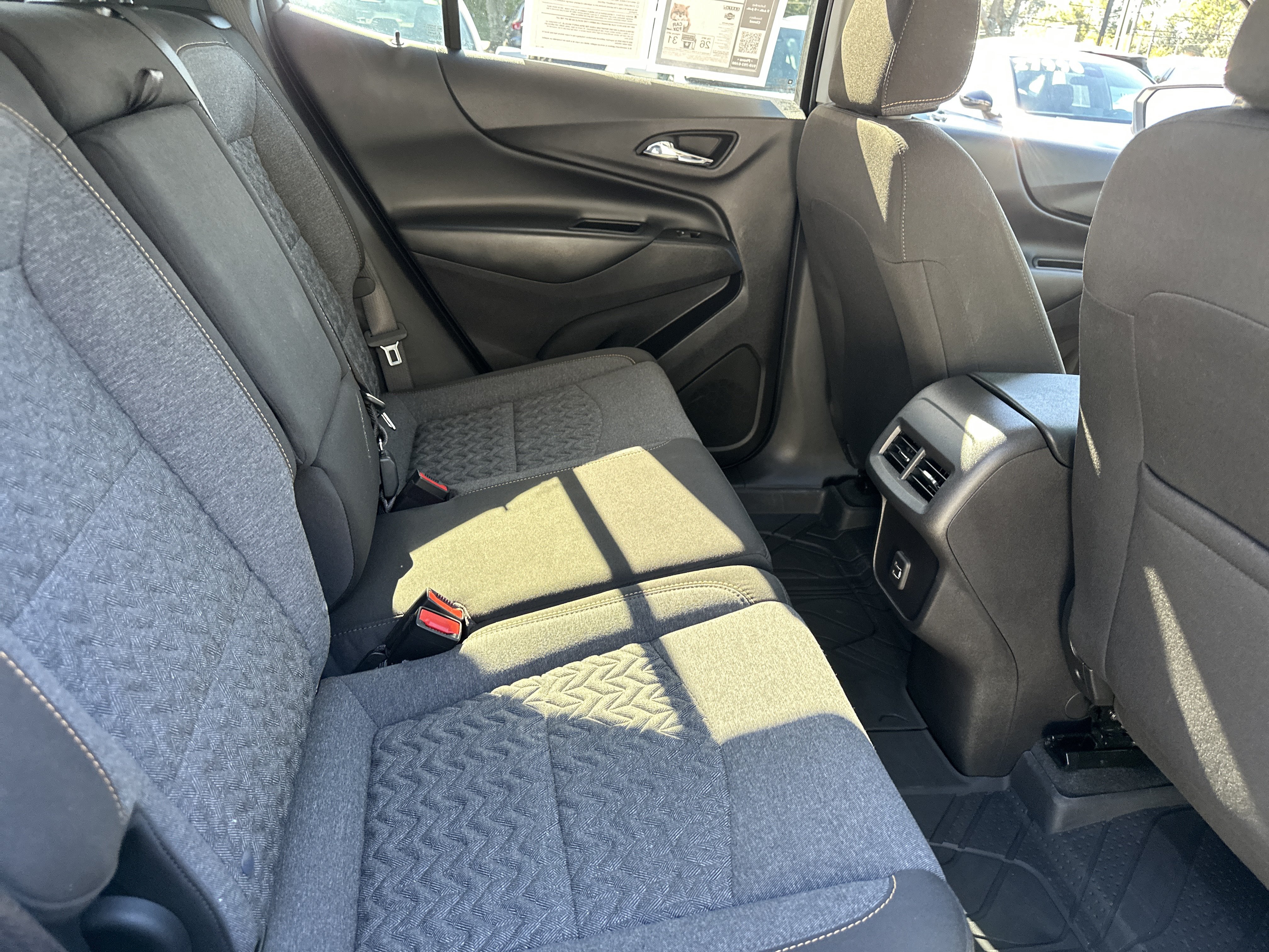 Used 2024 Chevrolet Equinox LT w/ LPO, Floor Liner Package FWD image 14