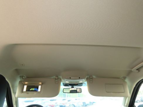 Certified 2024 Ford Expedition XLT image 23