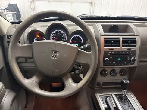 Used 2009 Dodge Nitro SE AWD/4WD image 12