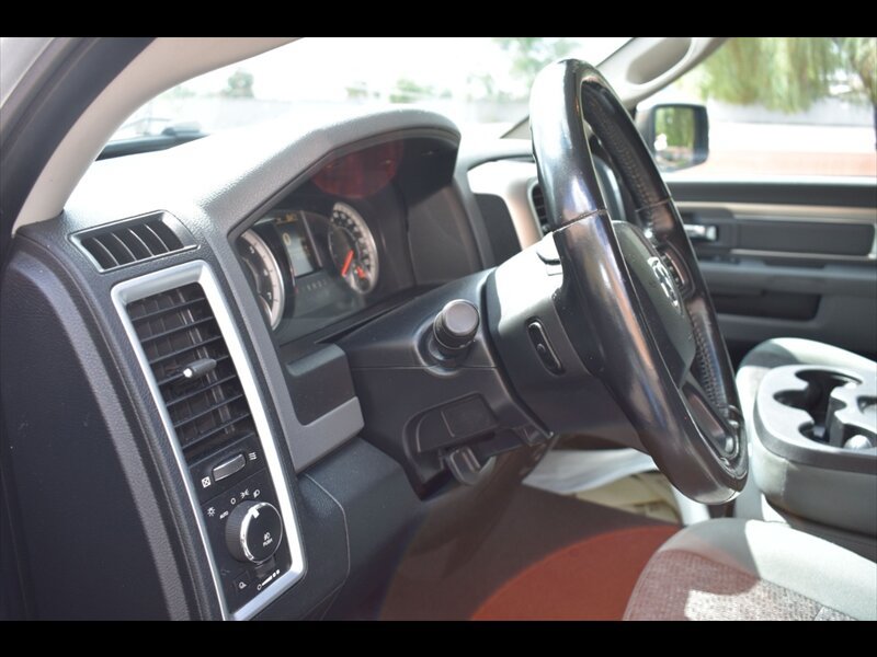 Used 2016 RAM 1500 Big Horn AWD/4WD image 12