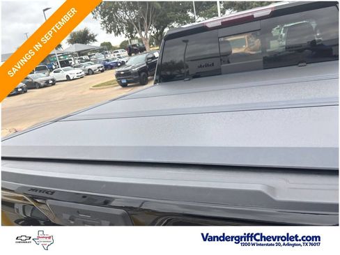 Used 2024 Chevrolet Silverado 1500 LT Trail Boss w/ LT Trail Boss Premium Package AWD/4WD image 9