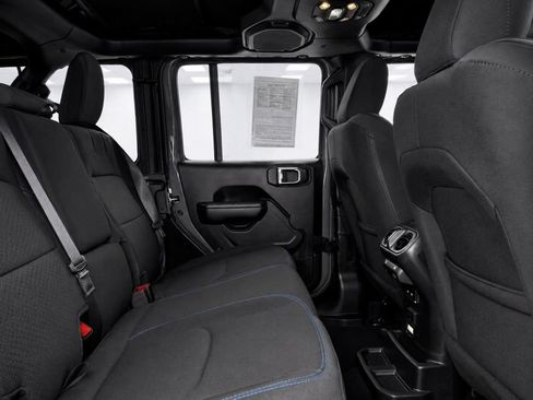Used 2023 Jeep Wrangler Unlimited Rubicon 4xe w/ Cold Weather Group AWD/4WD image 20