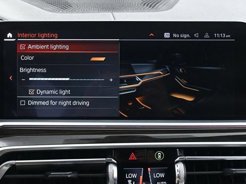 Used 2021 BMW X7 xDrive40i w/ M Sport Package AWD/4WD image 39