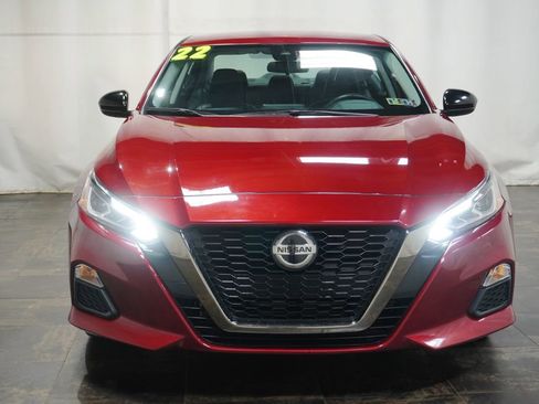Used 2022 Nissan Altima 2.5 SR FWD image 7