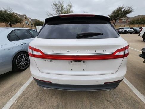 Used 2018 Lincoln MKX Select w/ Select Plus Package image 5