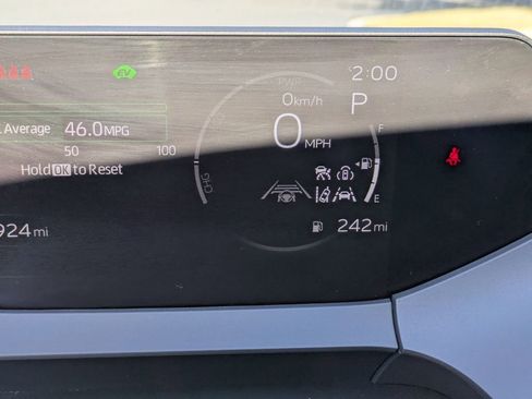 Certified 2023 Toyota Prius XLE image 24