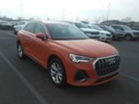 Used 2025 Audi Q3 2.0T Premium image 1