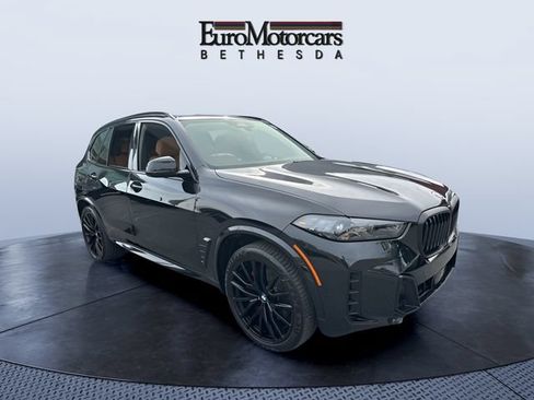 Used 2024 BMW X5 xDrive40i w/ M Sport Package AWD/4WD image 7