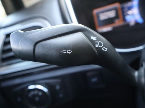 Used 2017 Ford Fusion SE w/ Equipment Group 201A image 31