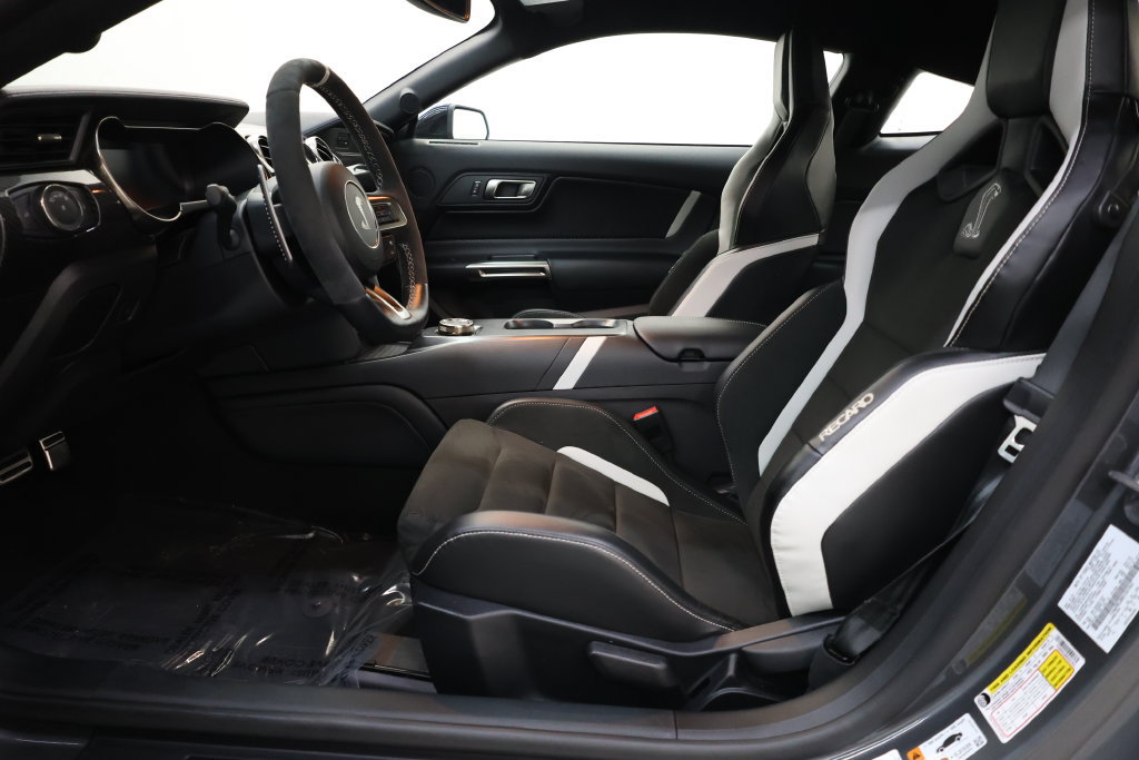 Used 2022 Ford Mustang Shelby GT500 w/ Carbon Fiber Track Pack RWD image 81