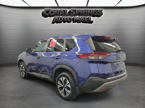 Certified 2023 Nissan Rogue SV FWD image 4