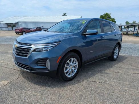 Used 2024 Chevrolet Equinox LT FWD image 8