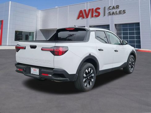 Used 2025 Hyundai Santa Cruz SEL FWD image 6