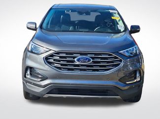 Used 2024 Ford Edge Titanium video 2