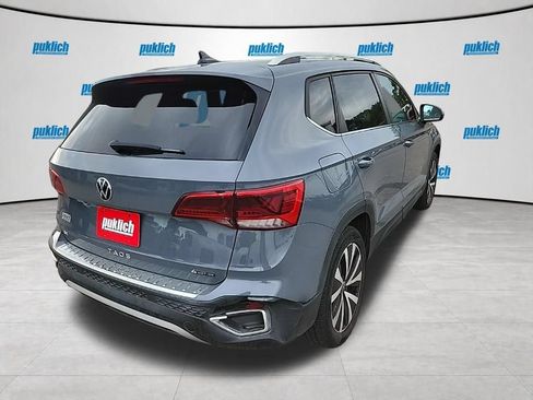 Used 2022 Volkswagen Taos SE FWD image 7