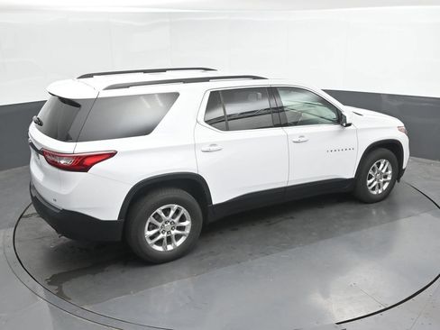 Used 2021 Chevrolet Traverse LT w/ LPO, Floor Liner Package AWD/4WD image 34