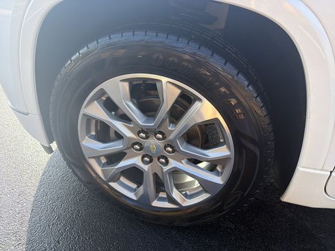 Used 2018 Chevrolet Traverse Premier w/ LPO, Floor Liner Package image 8