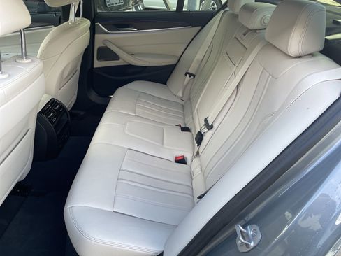 Certified 2023 BMW 540i w/ Premium Package image 10