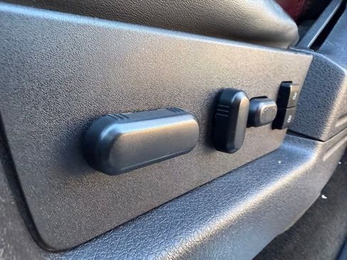 Used 2013 Ford F150 Limited image 15