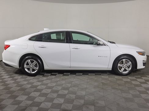 Used 2024 Chevrolet Malibu LT image 15