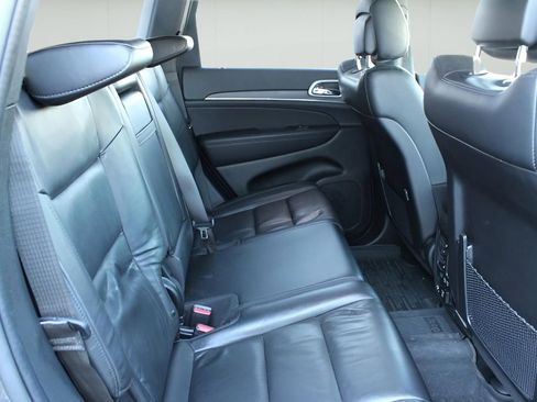 Used 2021 Jeep Grand Cherokee Limited image 23