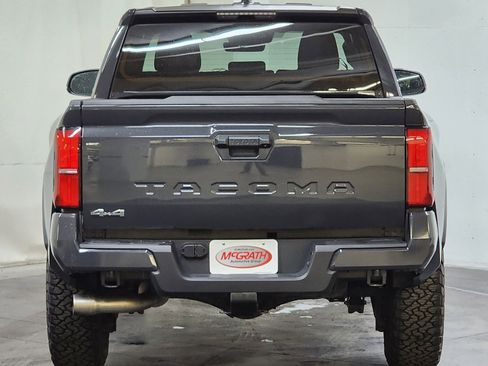 Used 2024 Toyota Tacoma SR5 image 6