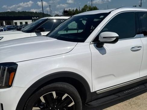 Used 2024 Kia Telluride SX Prestige AWD/4WD image 18