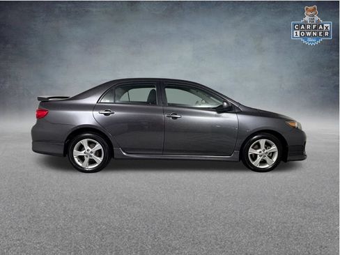 Used 2013 Toyota Corolla S FWD image 10