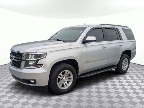 Used 2019 Chevrolet Tahoe LT w/ Luxury Package RWD image 7