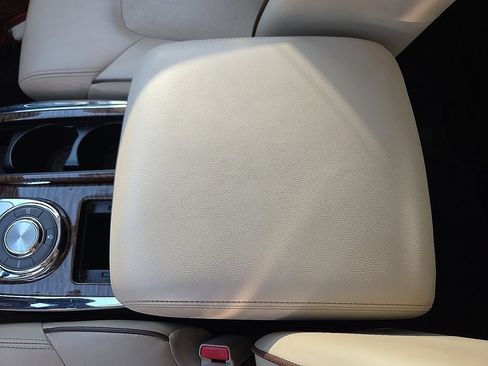 Used 2019 Nissan Armada SL w/ Premium Package RWD image 16
