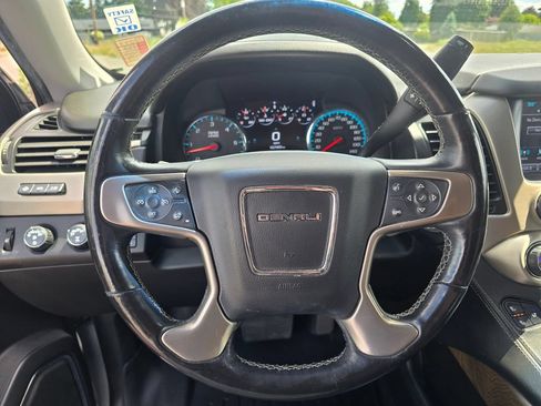 Used 2018 GMC Yukon XL Denali w/ Denali Ultimate Package AWD/4WD image 34