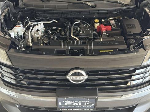 Used 2026 Nissan Kicks SV w/ SV Premium Package FWD image 25