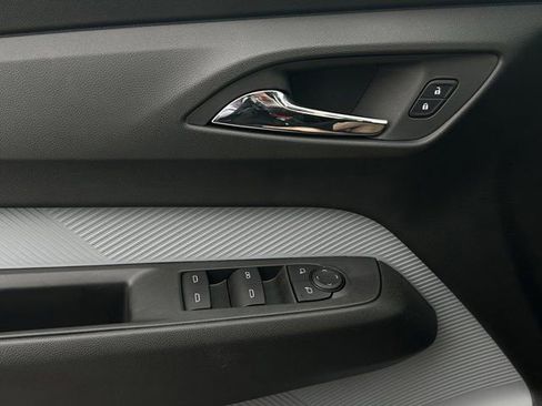 New 2027 Chevrolet Bolt LT w/ Comfort Package FWD image 19