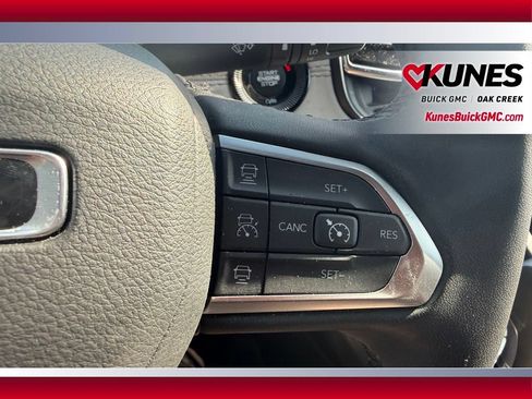Used 2025 Jeep Compass Limited AWD/4WD image 13