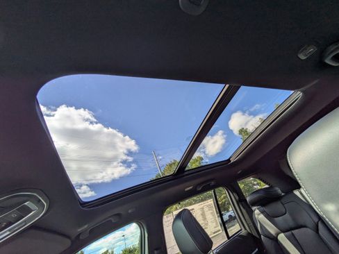 New 2025 Jeep Grand Cherokee Limited w/ Luxury Tech Group II image 22