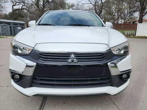 Used 2017 Mitsubishi Outlander Sport SE image 2