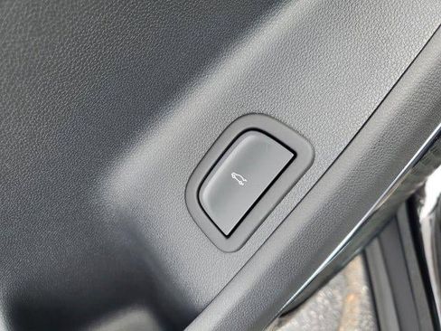 New 2026 GMC Acadia AT4 image 20