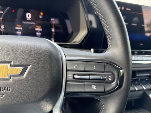 Used 2023 Chevrolet Colorado LT image 16