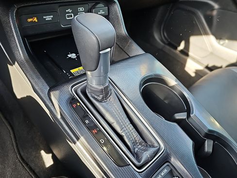 Used 2024 Honda Civic Touring image 16