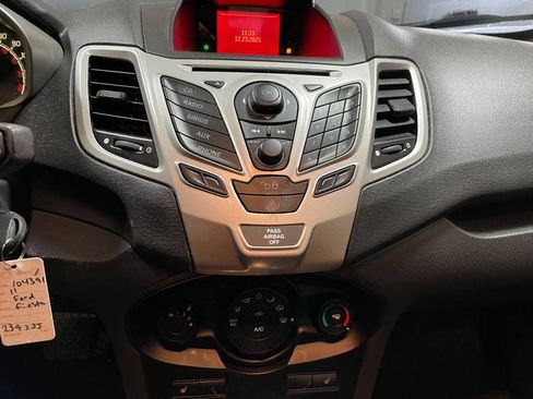 Used 2011 Ford Fiesta SE w/ 201A Rapid Spec Order Code image 33