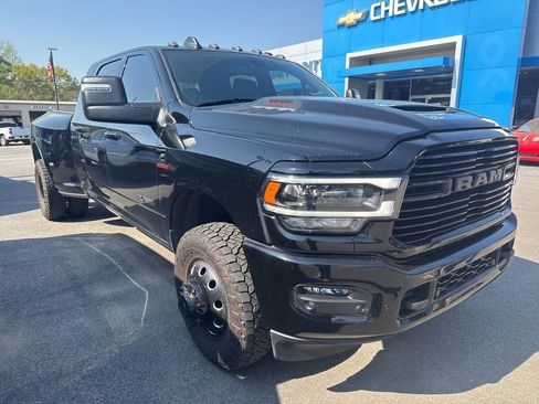 Used 2024 RAM 3500 Laramie w/ Night Edition image 8