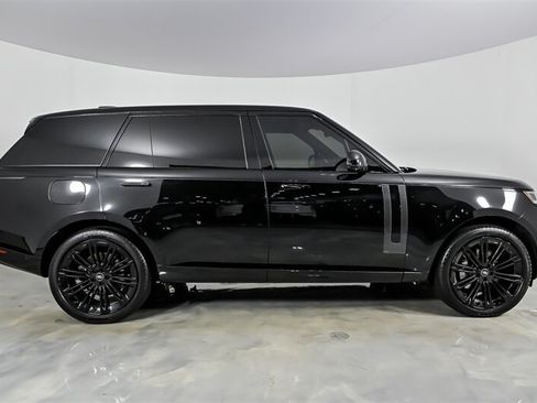 Used 2023 Land Rover Range Rover Long Wheelbase SE AWD/4WD image 10