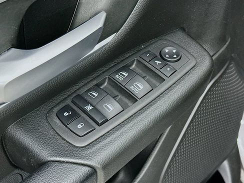 Used 2023 RAM 1500 Big Horn AWD/4WD image 28