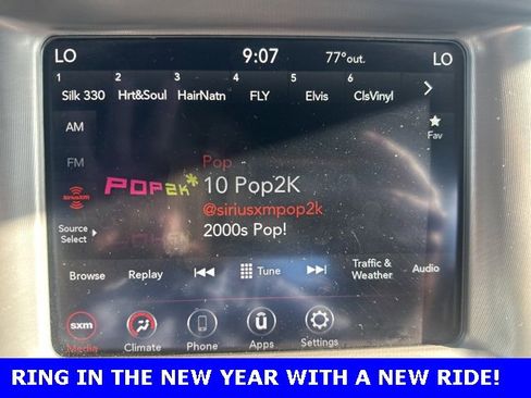 Used 2022 Dodge Charger SXT w/ Blacktop Package image 17