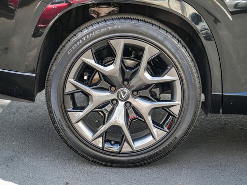 Used 2025 Lexus TX 500h AWD w/ Technology Package image 12